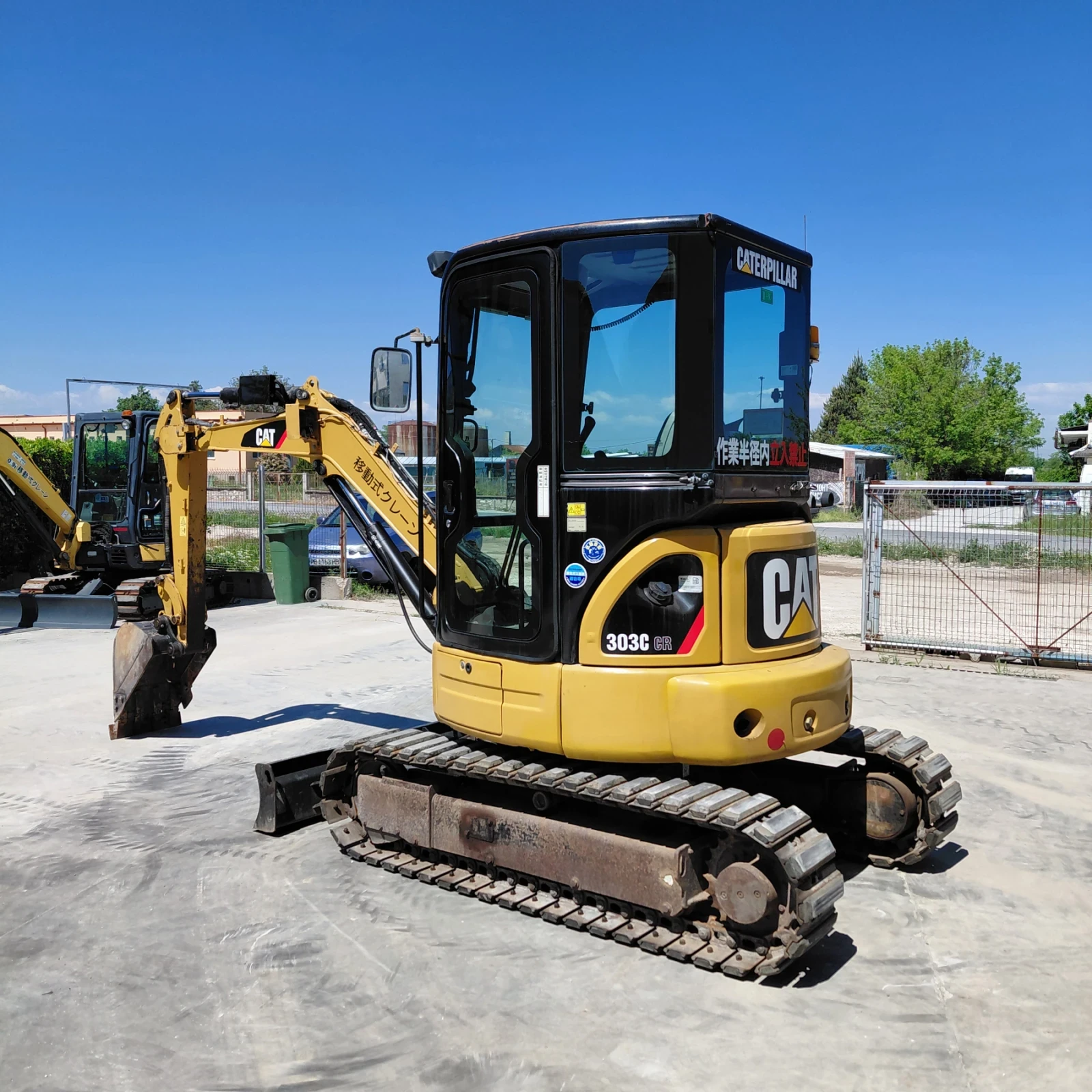Багер Cat 303CCR * КЛИМАТИК * ИСТИНСКИ ЯПОНЕЦ * , снимка 3 - Индустриална техника - 52818130