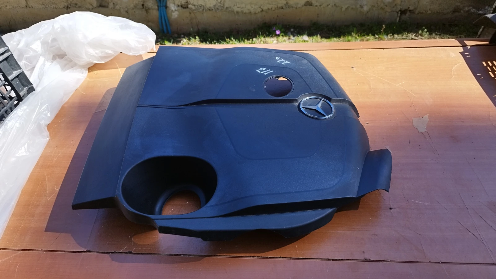 Kапак на двигателя пластмасов декоративен капак дизелови Mercedes-Benz A6510102413