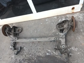 Заден мост рено лагуна комби 2.0дци