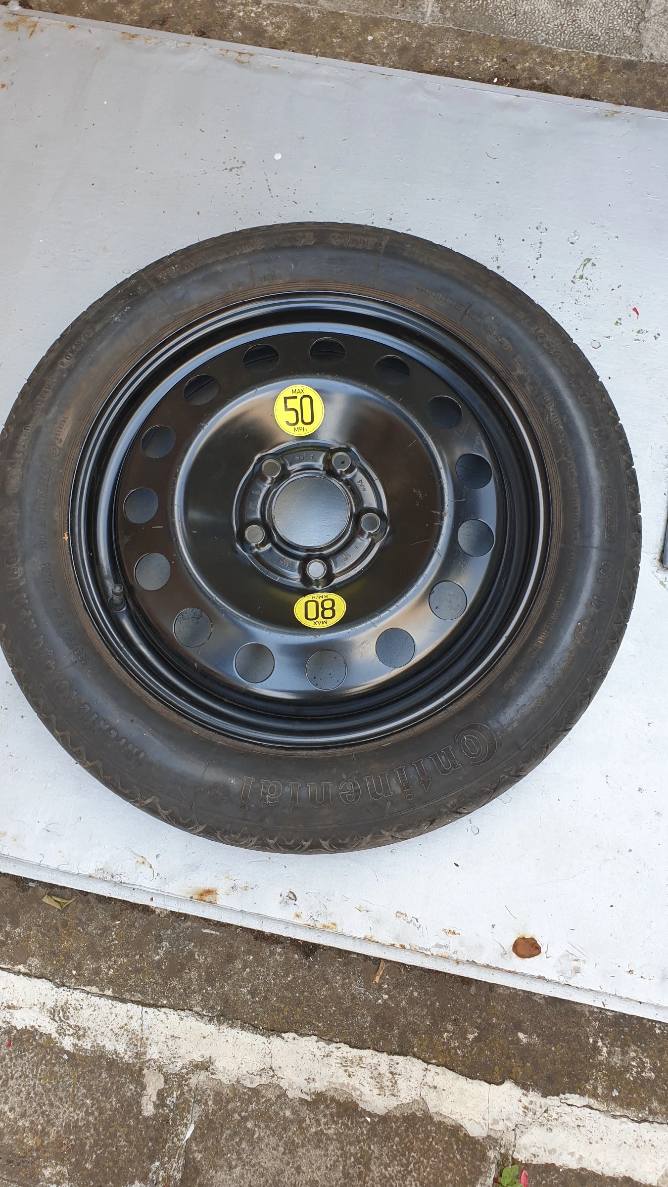 Гуми с джанти Continental 135/80R17