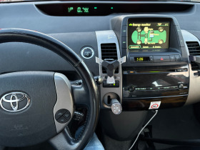 Toyota Prius 1.5 vvti Hybrid + LPG (BRC), снимка 6 - Автомобили и джипове - 45227430