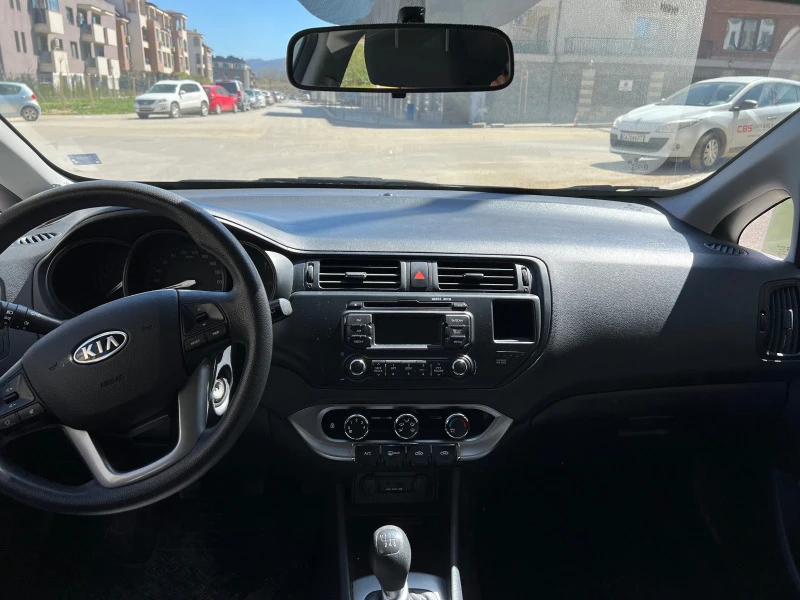 Kia Rio, снимка 8 - Автомобили и джипове - 44688676