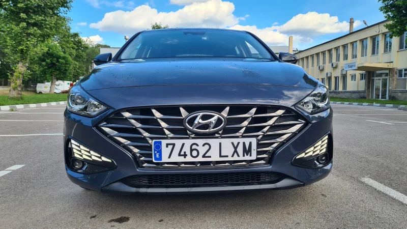 Hyundai I30 1.5 110 кс, снимка 5 - Автомобили и джипове - 49601907