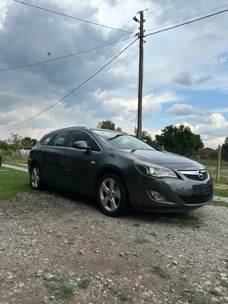 Opel Astra COSMO 2.0CDTI 160ks EURO5, снимка 2 - Автомобили и джипове - 51455458