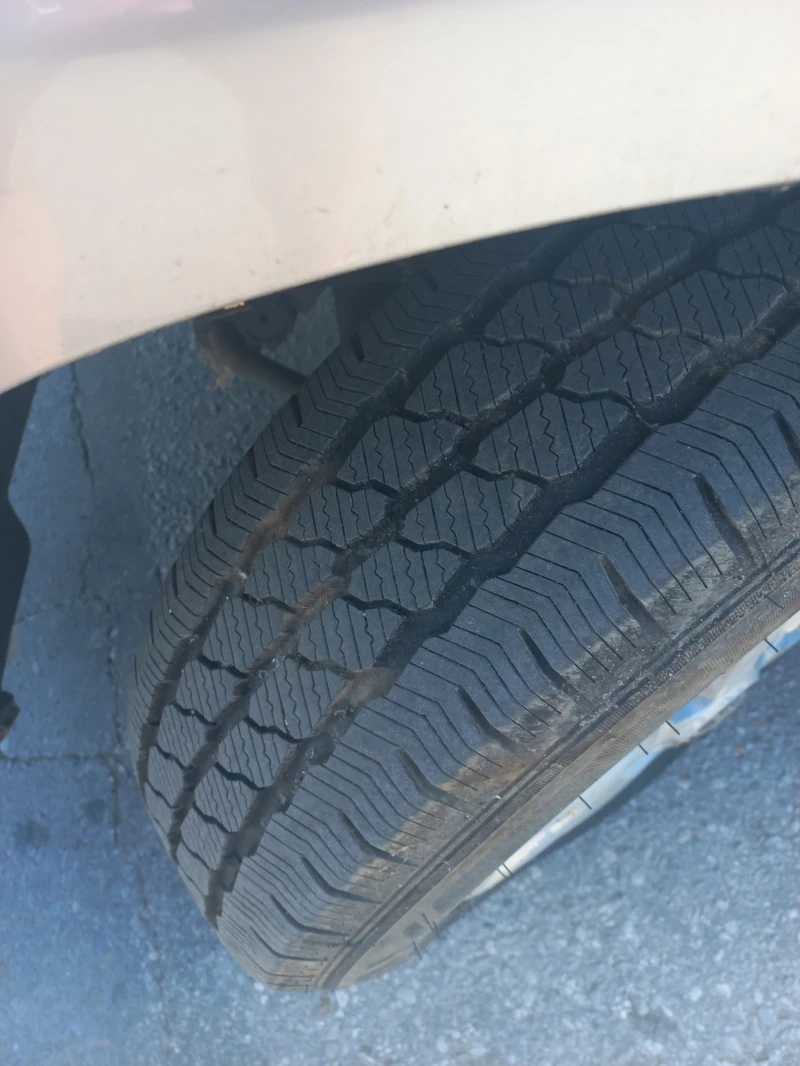 Hyundai Starex, снимка 6 - Автомобили и джипове - 52015559