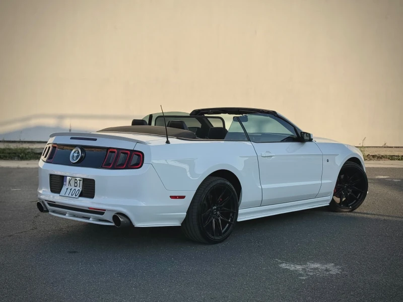 Ford Mustang 3.7 V6, снимка 4 - Автомобили и джипове - 52657177