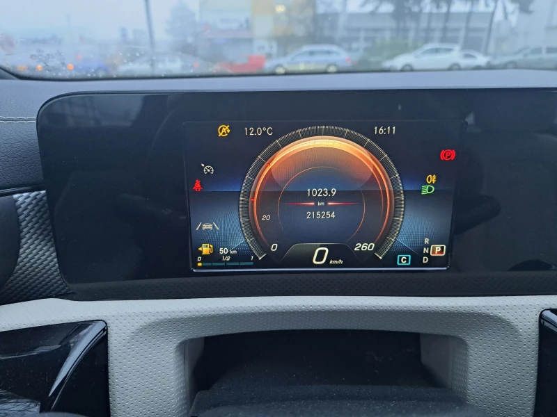 Mercedes-Benz CLA 200 SHOOTING BRAKE , снимка 17 - Автомобили и джипове - 52577564