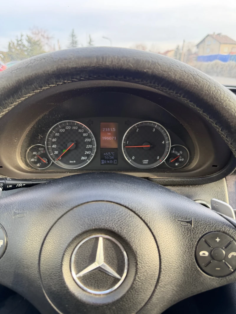 Mercedes-Benz CLC 220, снимка 9 - Автомобили и джипове - 52629230