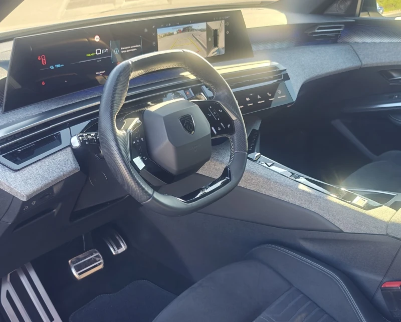 Peugeot 3008 GT/PANO/KEYLESS/360cam/210hp/77kwh, снимка 11 - Автомобили и джипове - 52961486