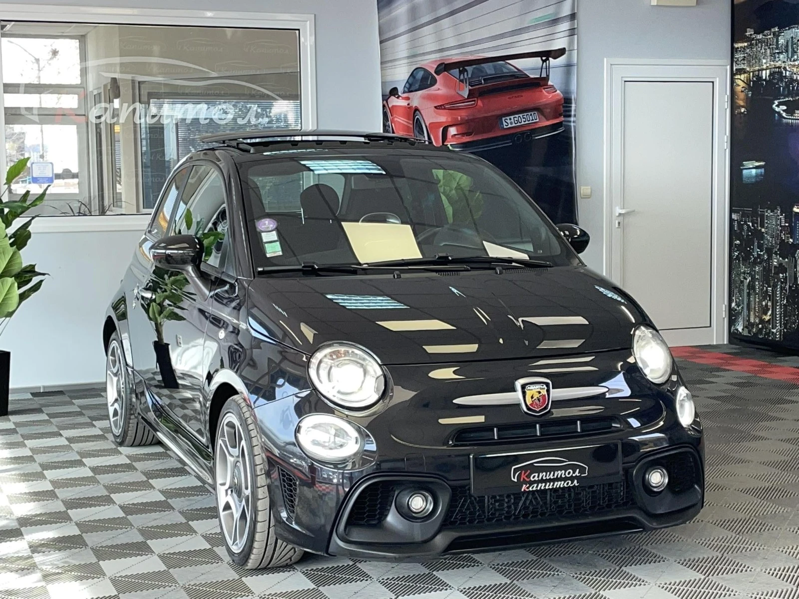 Abarth 595 1.4 T-Jet 145 70th Anniversary - изображение 3