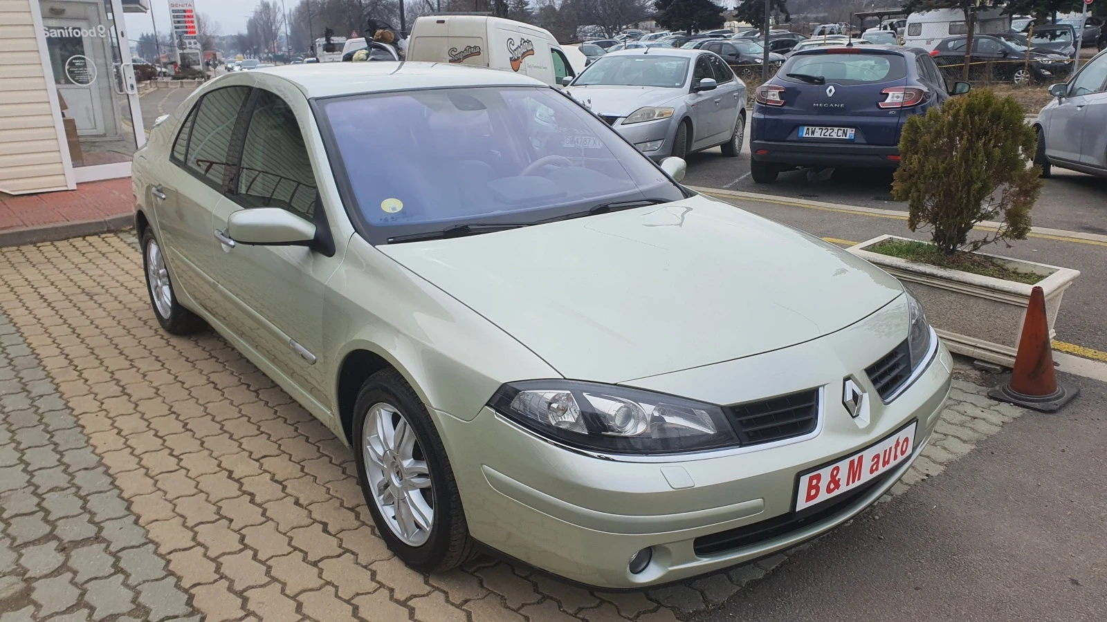 Renault Laguna 2.0 Инициале Париж - изображение 3