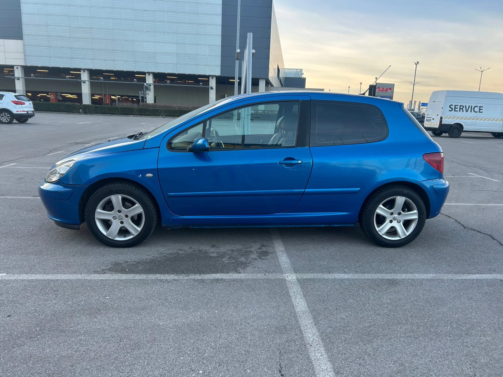 Peugeot 307 2.0 HDI - изображение 4