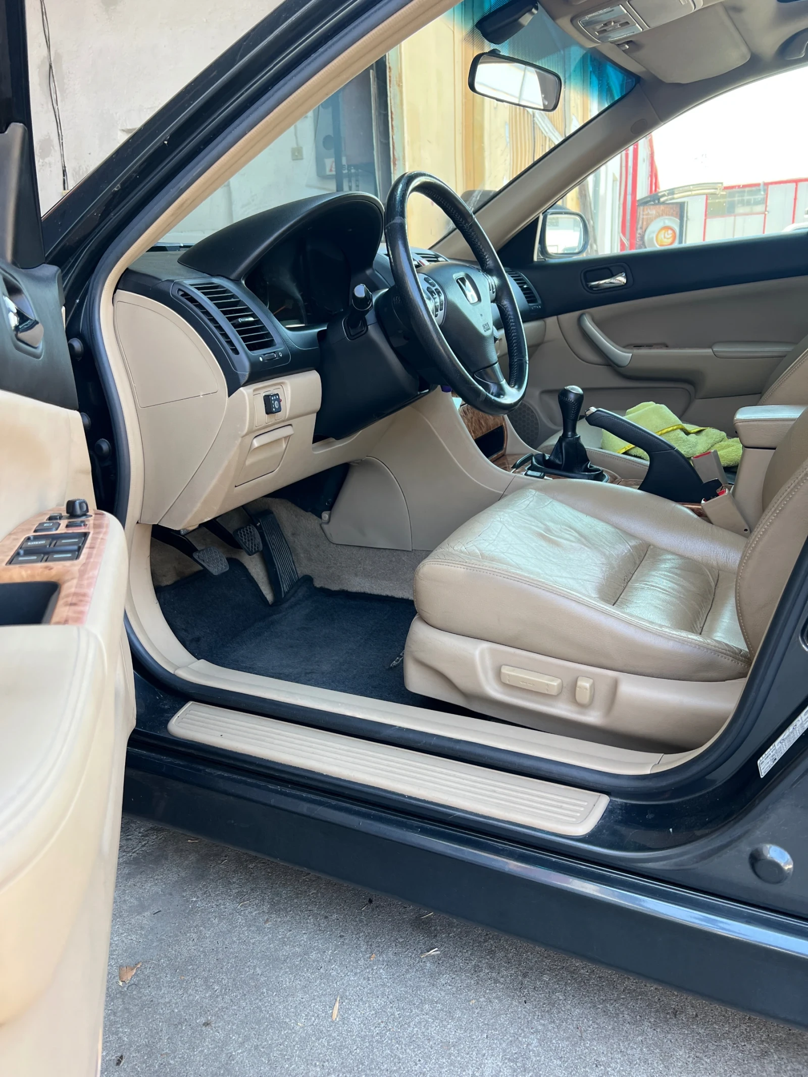 Honda Accord 2.0 Executive - изображение 8