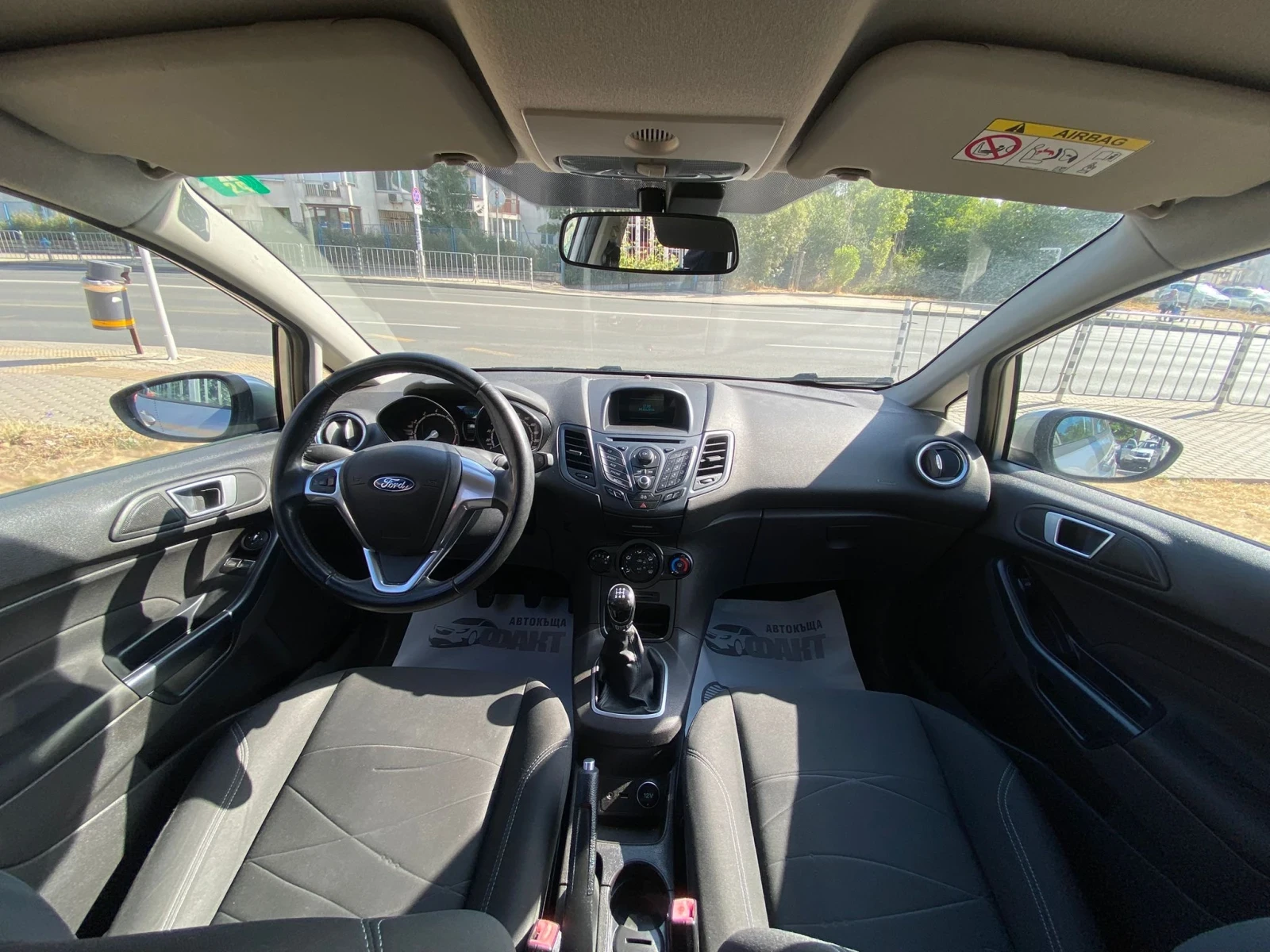 Ford Fiesta 1.2i/EURO.5B - изображение 9
