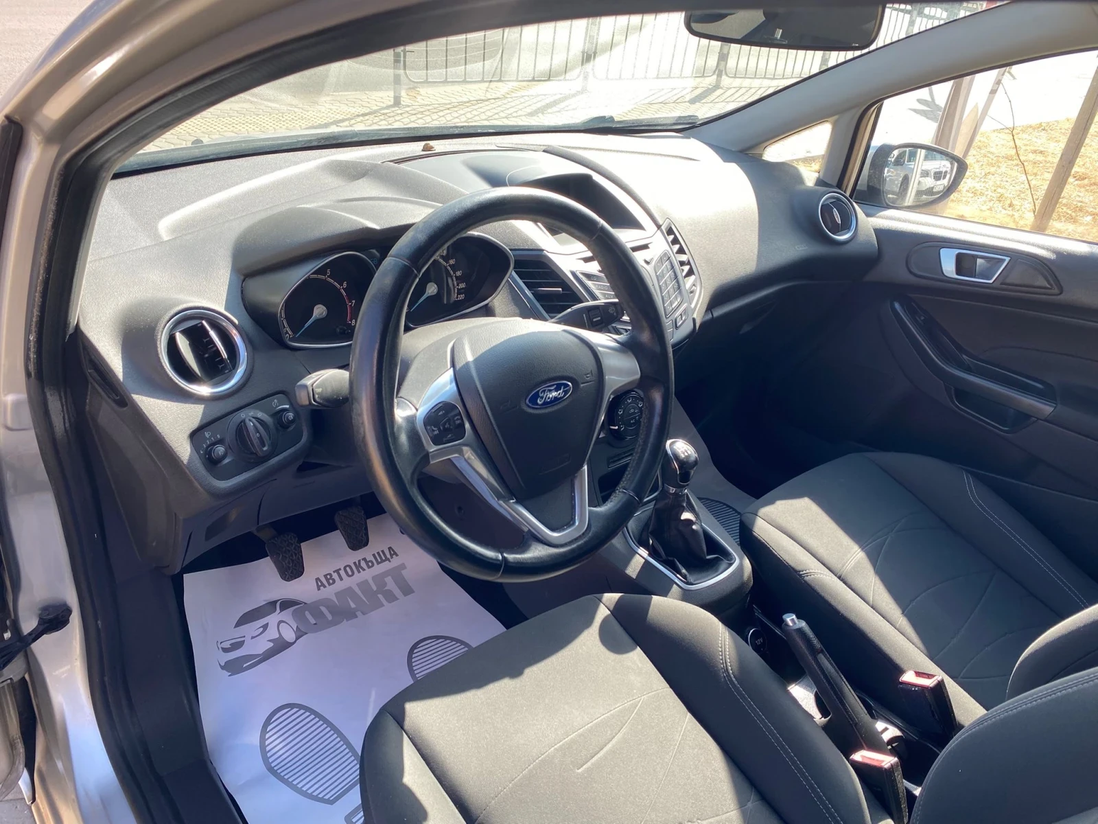 Ford Fiesta 1.2i/EURO.5B - изображение 7