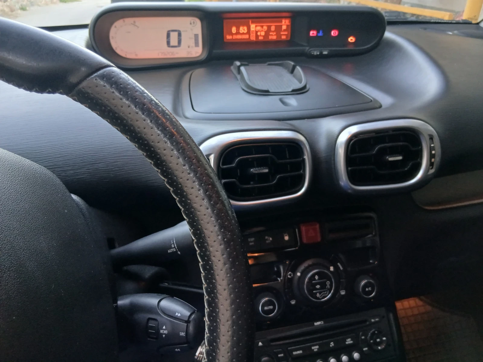 Citroen C3 Picasso  - изображение 7