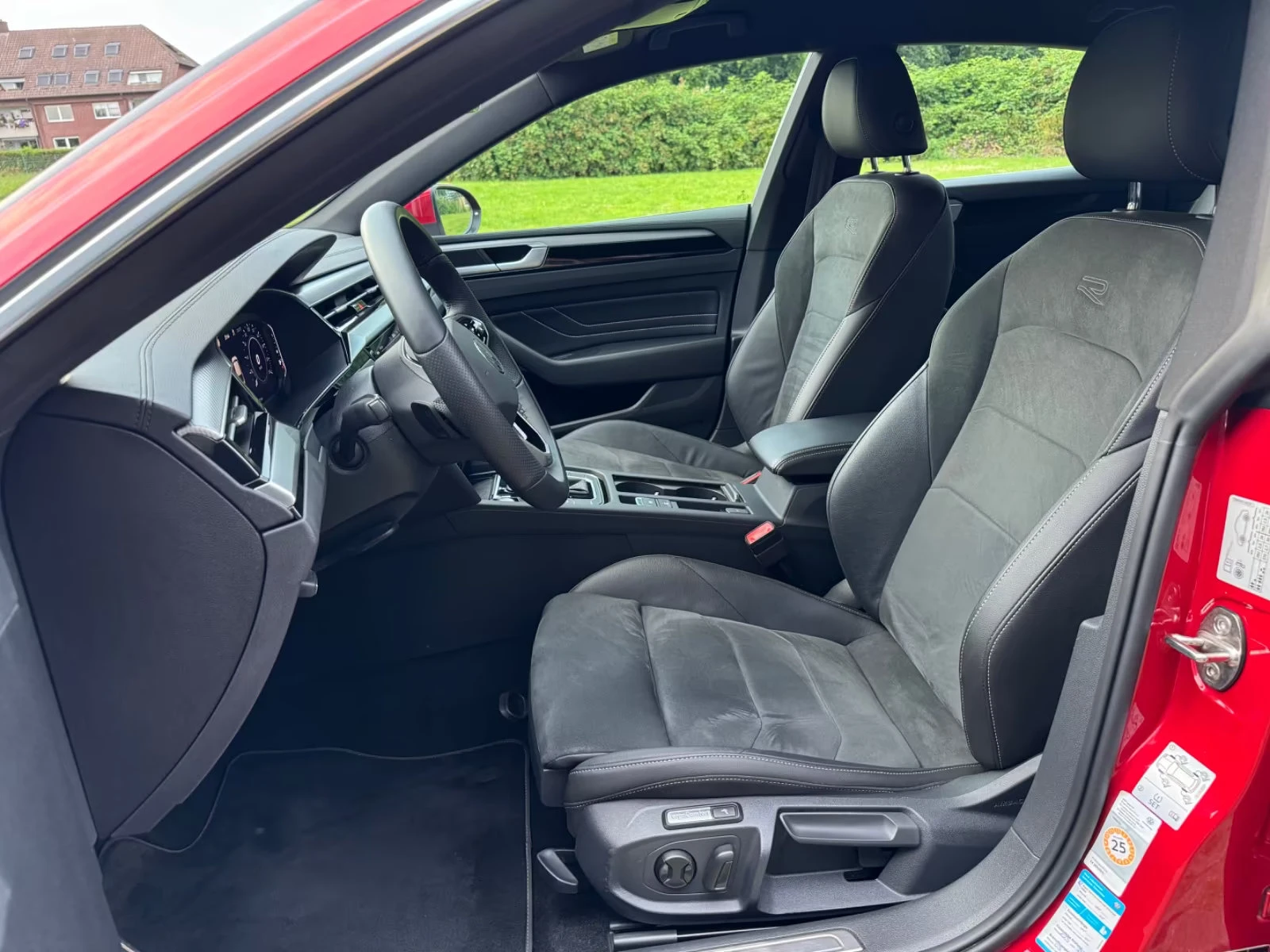 VW Arteon PHEV/R-LINE/218HP/MASSAGE/ACC/CARPLAY/KLESS/905f - изображение 8