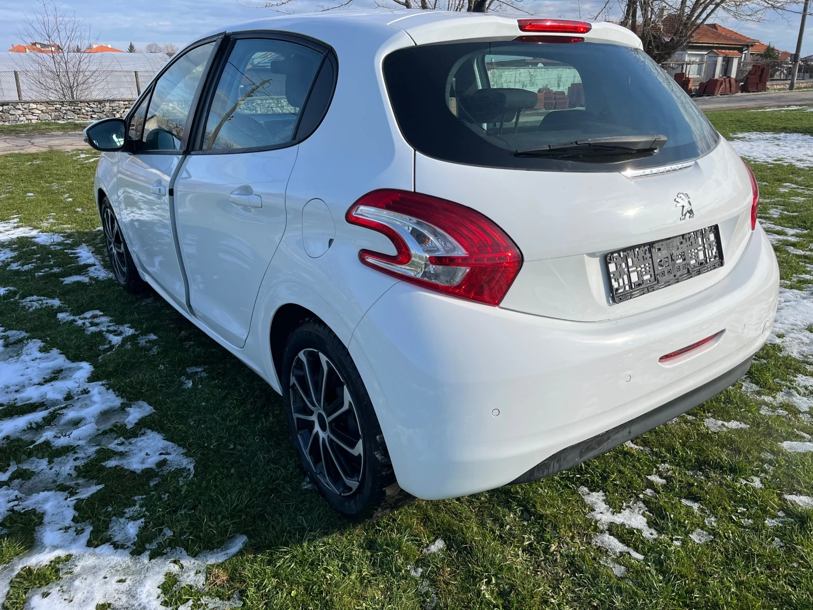 Peugeot 208 | Mobile.bg � ����������� 4