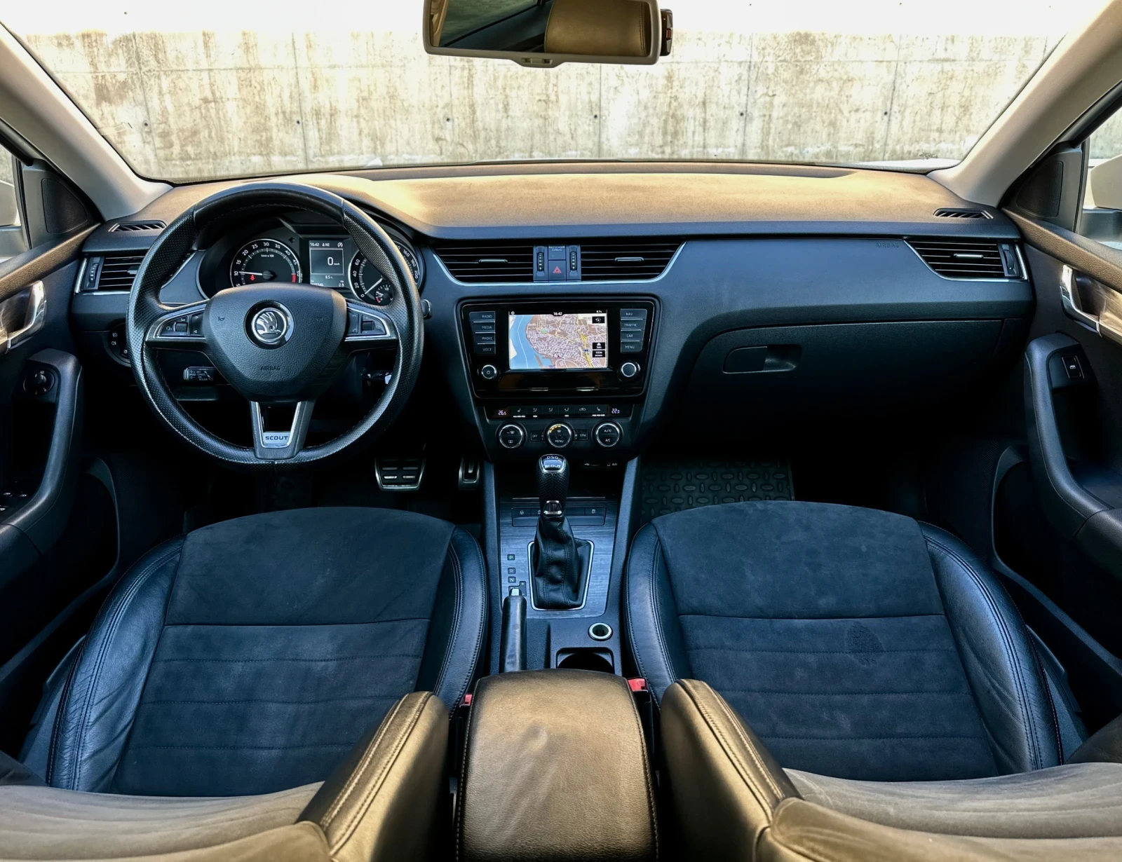 Skoda Octavia SCOUT/4�4/������/��������/Distronic/FULL/MAXX/LED/ | Mobile.bg � ����������� 12