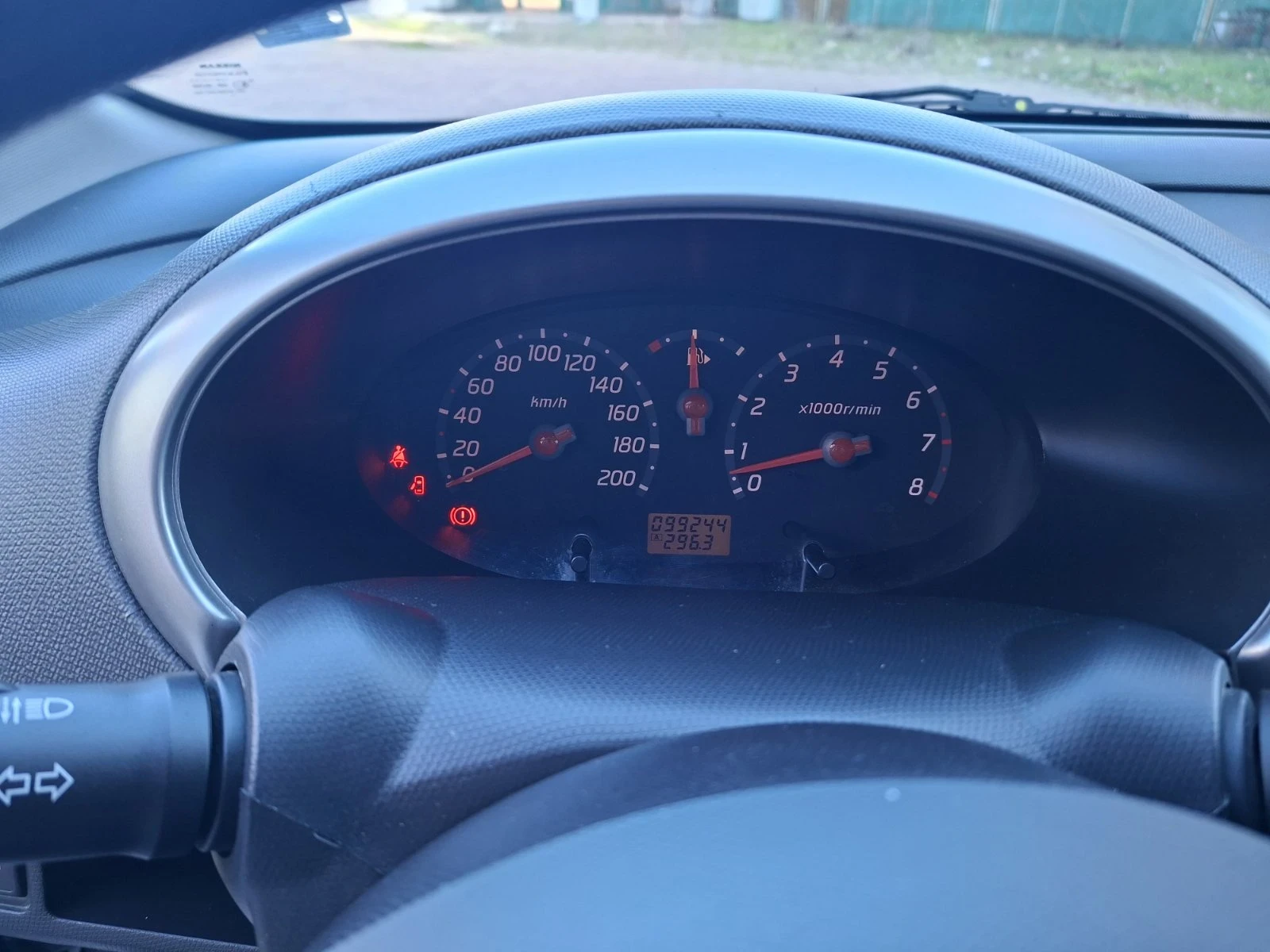 Nissan Micra, снимка 9 - Автомобили и джипове - 53851828
