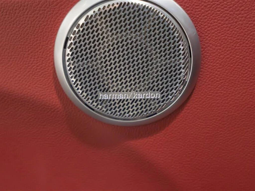 Alfa Romeo Giulia Ti Sport AWD* HARMAN KARDON* KEYLESS* MEMORY* , снимка 15 - Автомобили и джипове - 54329637