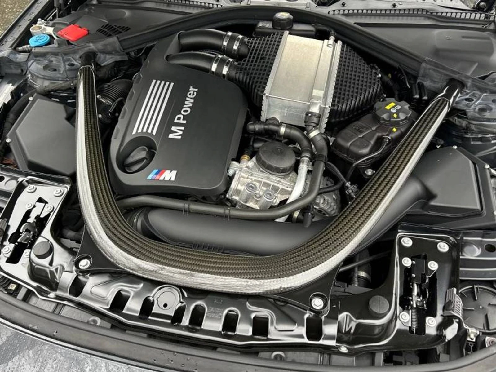 BMW M3 FULL* AвтоКредит * (ЦЕНА ДО БГ), снимка 17 - Автомобили и джипове - 54330828