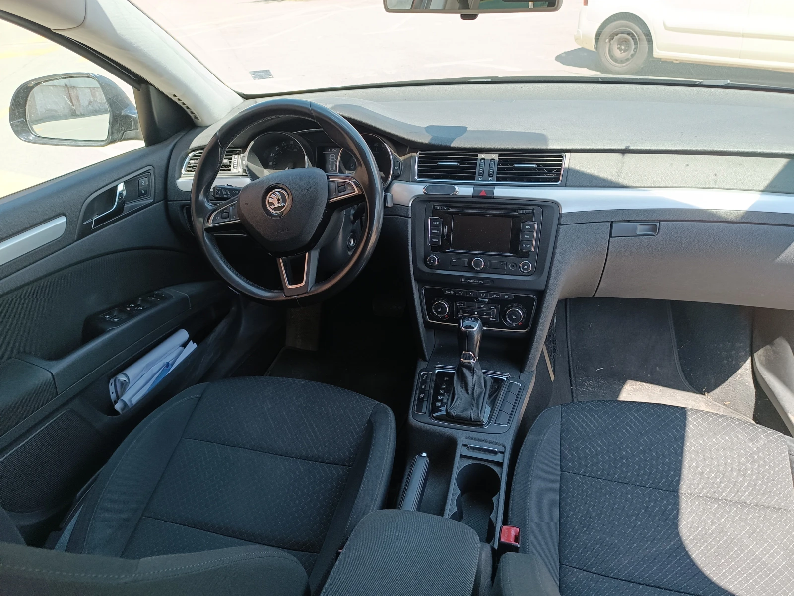 Skoda Superb, снимка 5 - Автомобили и джипове - 54409417