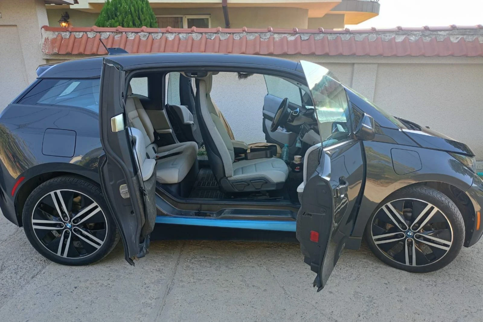 BMW i3 REX, снимка 2 - Автомобили и джипове - 54703008
