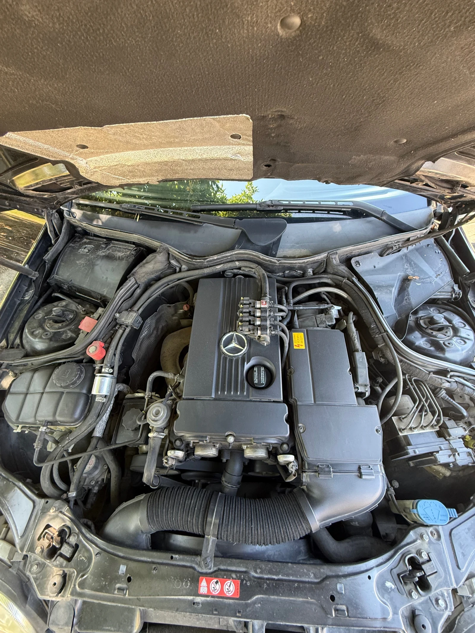 Mercedes-Benz C 180 1.8 Kompressor, снимка 11 - Автомобили и джипове - 55421356