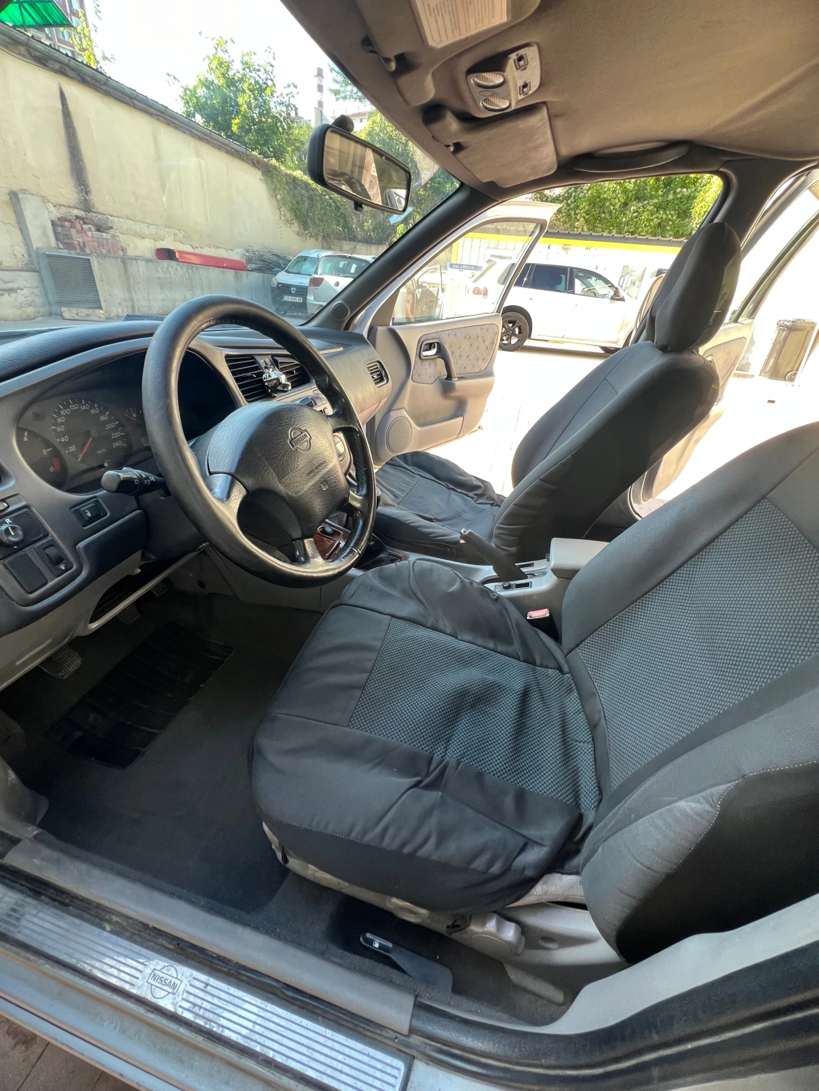 Nissan Primera, снимка 4 - Автомобили и джипове - 55664656
