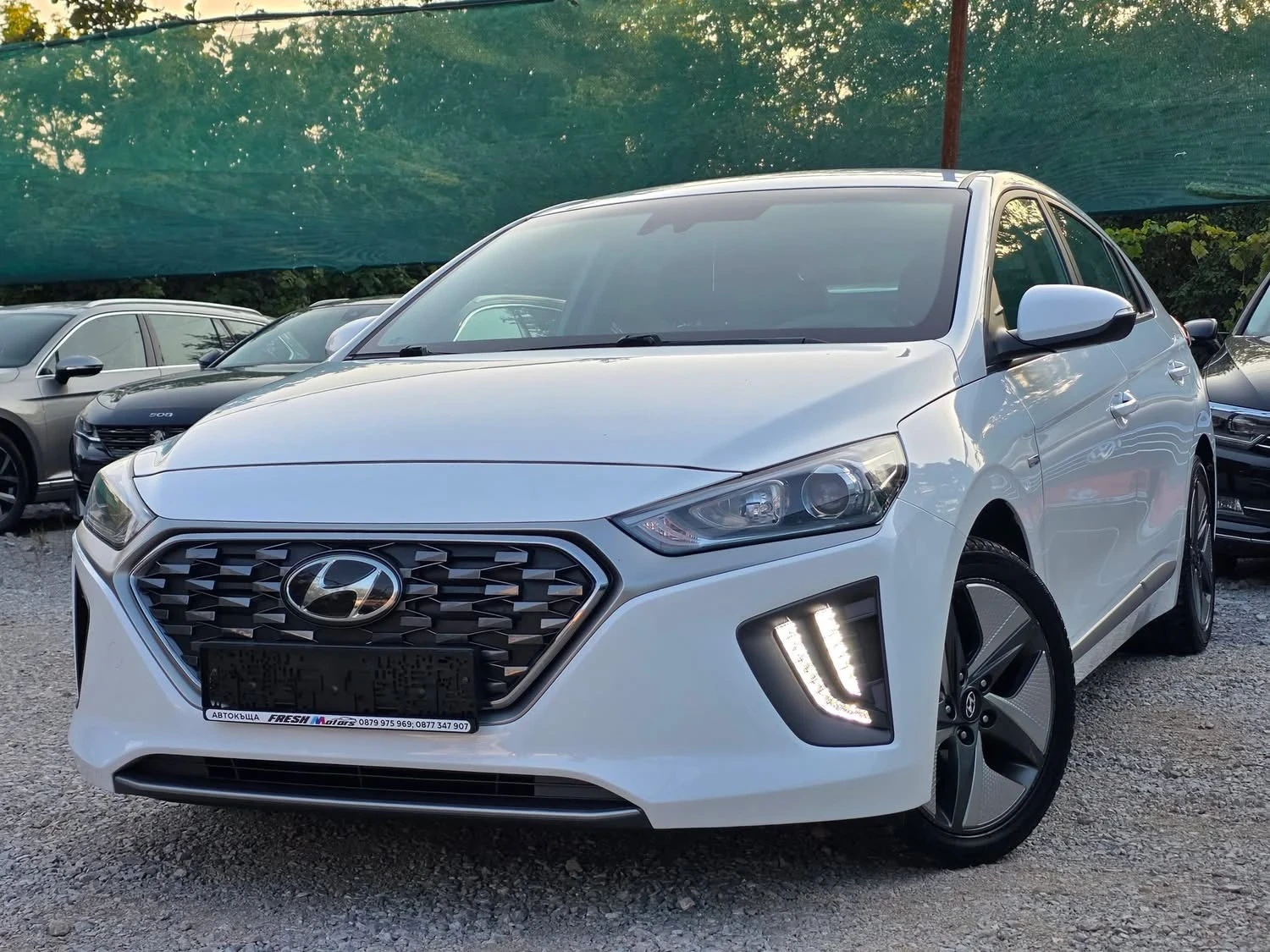 Hyundai Ioniq 1.6i 141K.C. HYBRID FACELIFT / АВТОМАТ / НАВИ