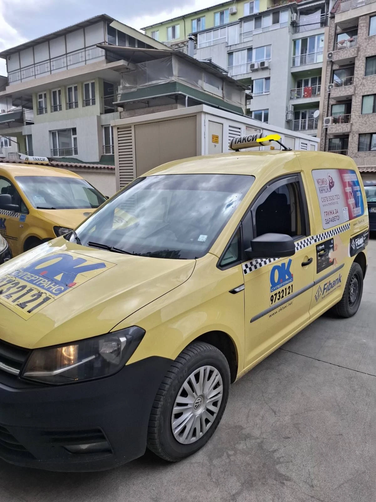 VW Caddy, снимка 2 - Автомобили и джипове - 56074321