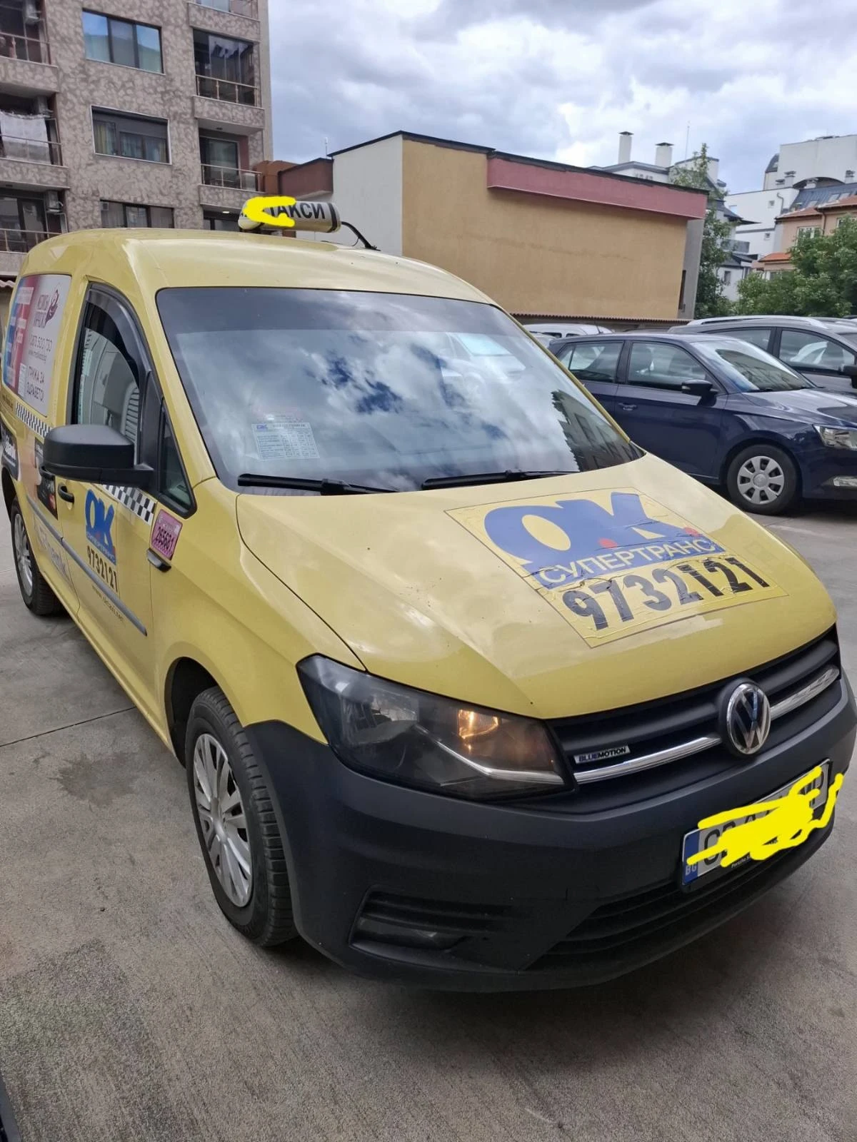 VW Caddy, снимка 3 - Автомобили и джипове - 56074321