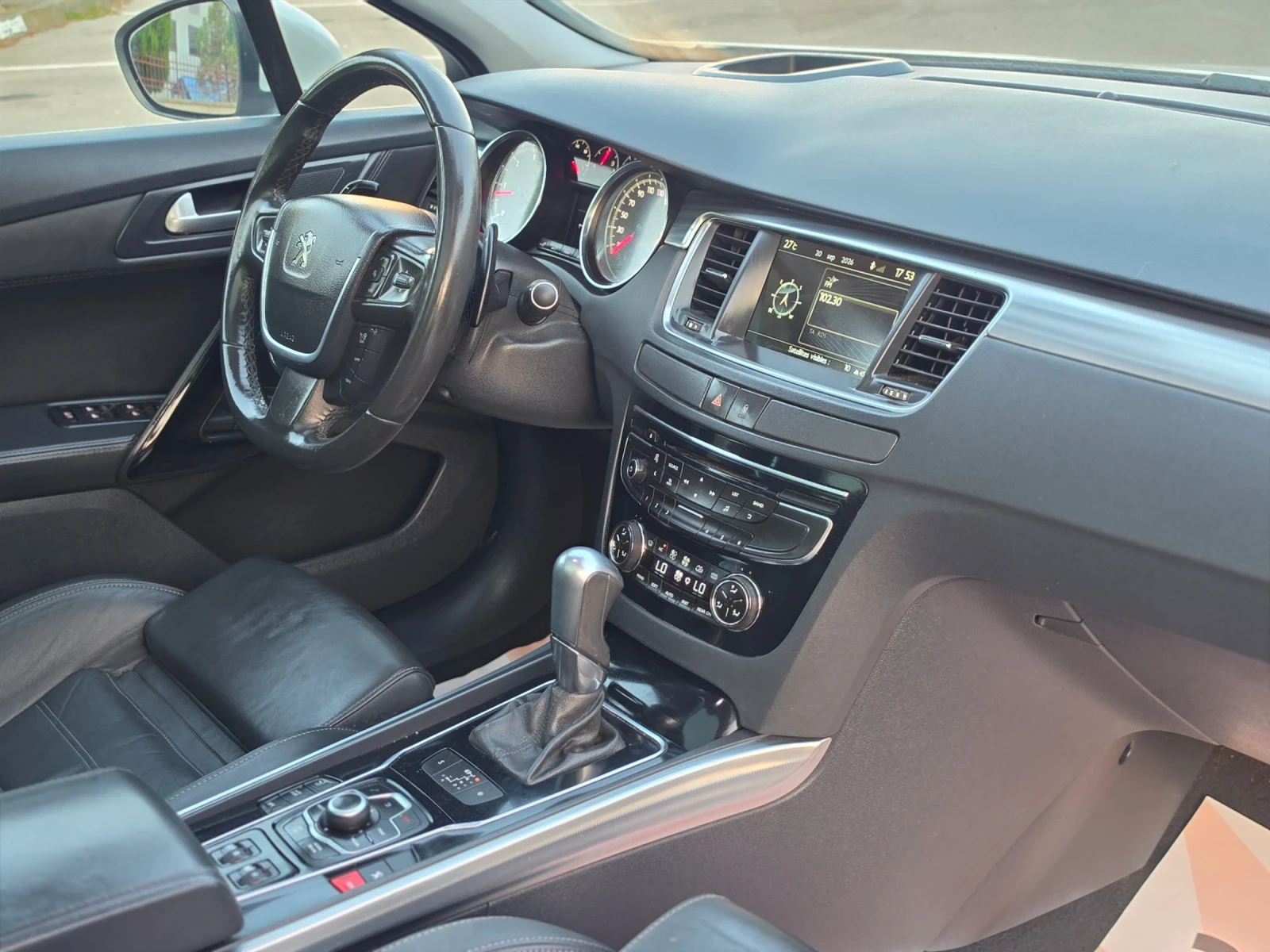 Peugeot 508 GT 2.2HDI * KOЖА * НАВИ * ПАНОРАМА * ЛИЗИНГ * , снимка 13 - Автомобили и джипове - 56154419