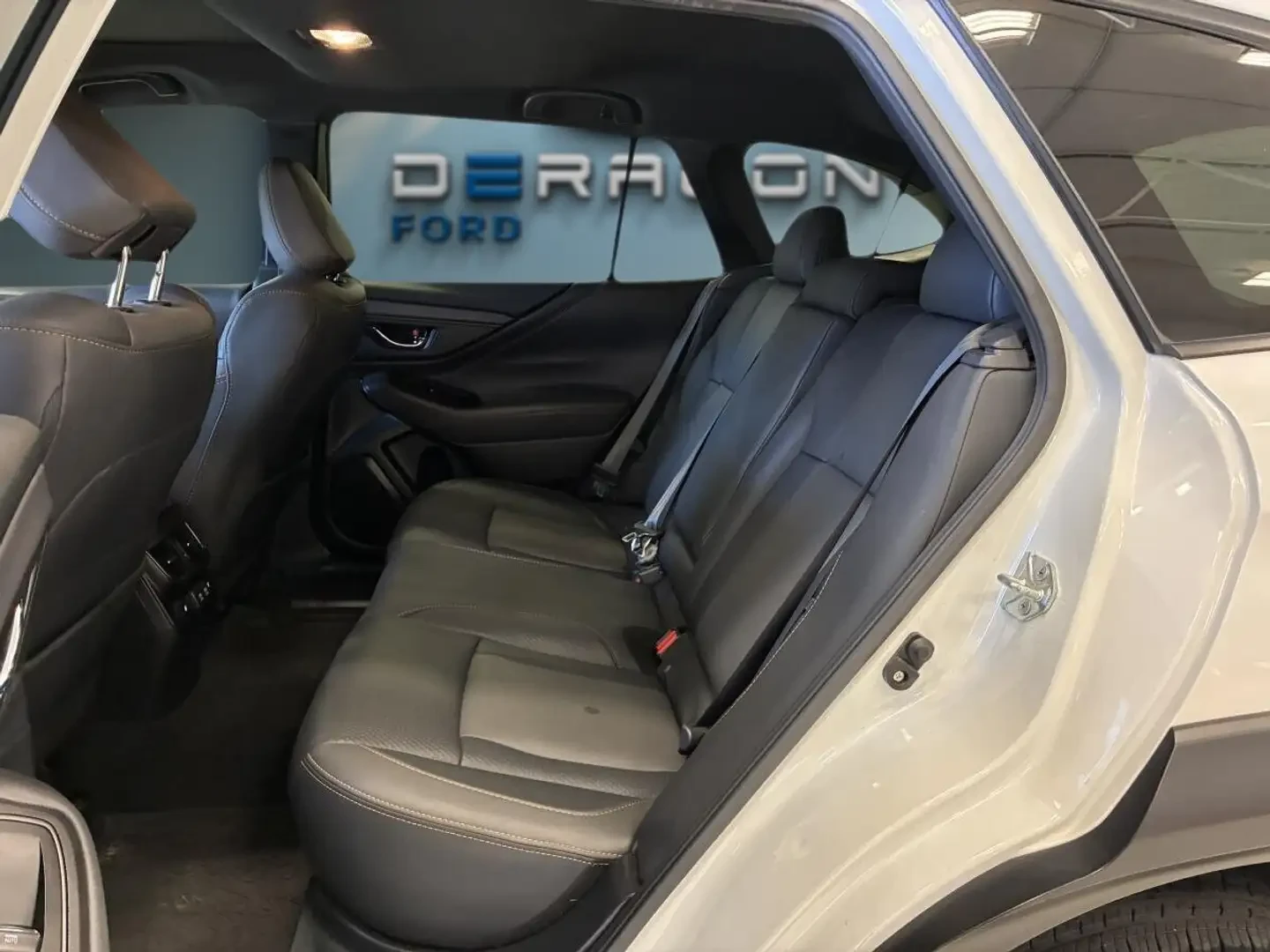 Subaru Outback WILDERNESS* ОТ ПРЕДСТАВИТЕЛСТВО С ИСТОРИЯ!, снимка 13 - Автомобили и джипове - 56314198