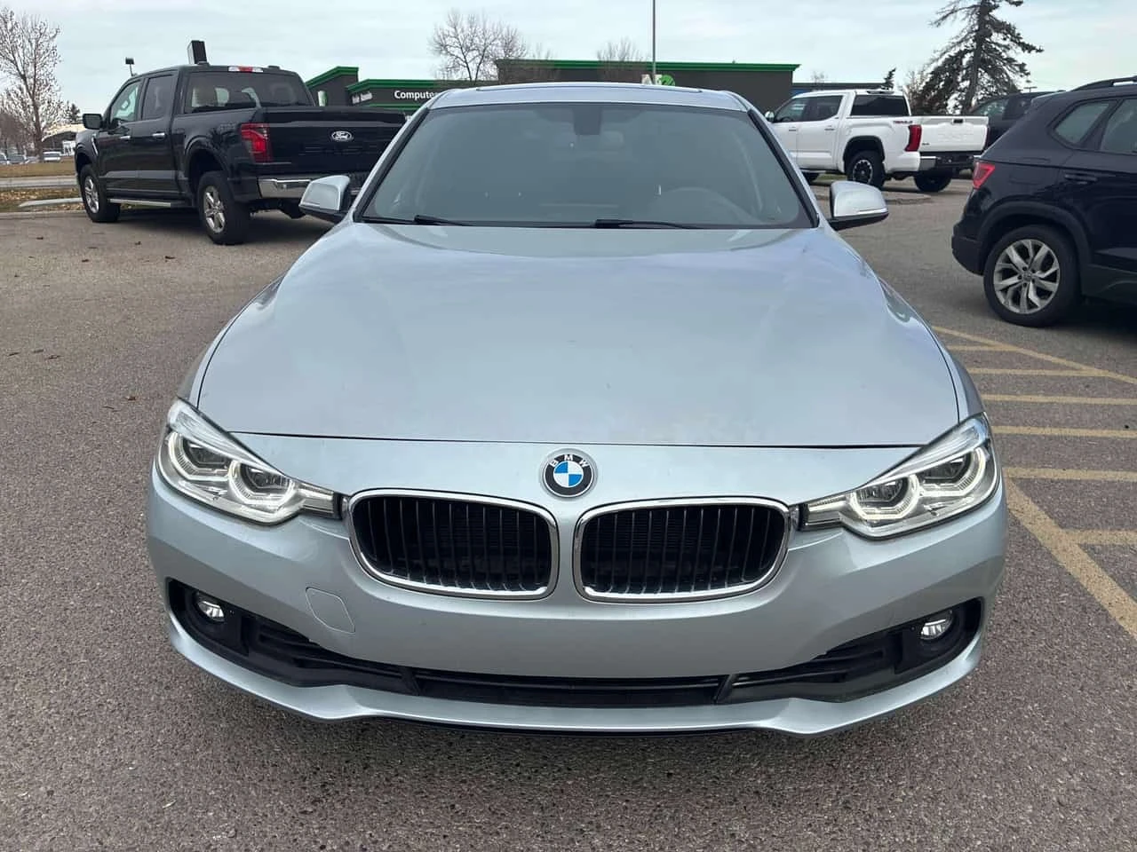 BMW 330 * 330i xDrive * CARFAX *  | Mobile.bg � ����������� 6
