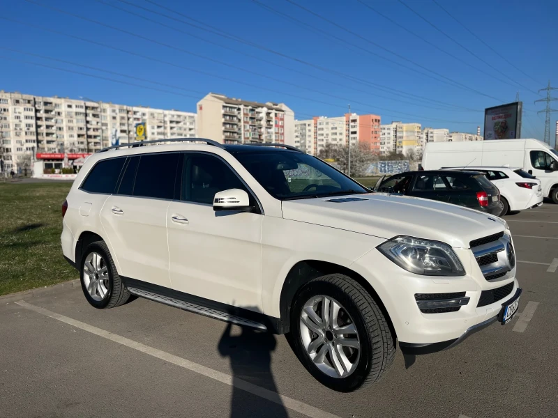 Mercedes-Benz GL 350 Full екстри, ДИСТРОНИК, 7 места.Панорама., снимка 2 - Автомобили и джипове - 49588866