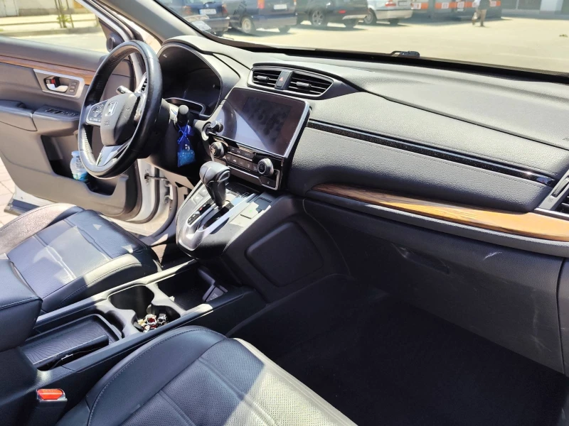 Honda Cr-v 1.5 Turbo Touring, AWD, снимка 8 - Автомобили и джипове - 51894067