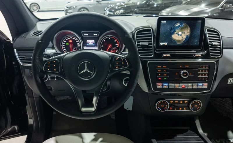 Mercedes-Benz GLE 350 D FULL AMG LINE ПАНОРАМА ЛИЗИНГ 100%, снимка 12 - Автомобили и джипове - 52408722