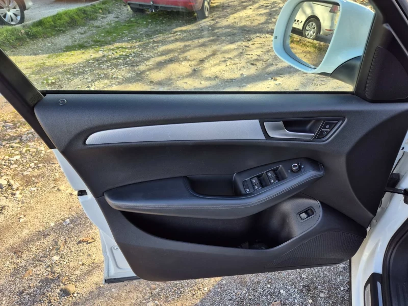 Audi Q5 3.0TDI Quattro. РЕГИСТРИРАНА! Пълно каско!, снимка 11 - Автомобили и джипове - 52574062