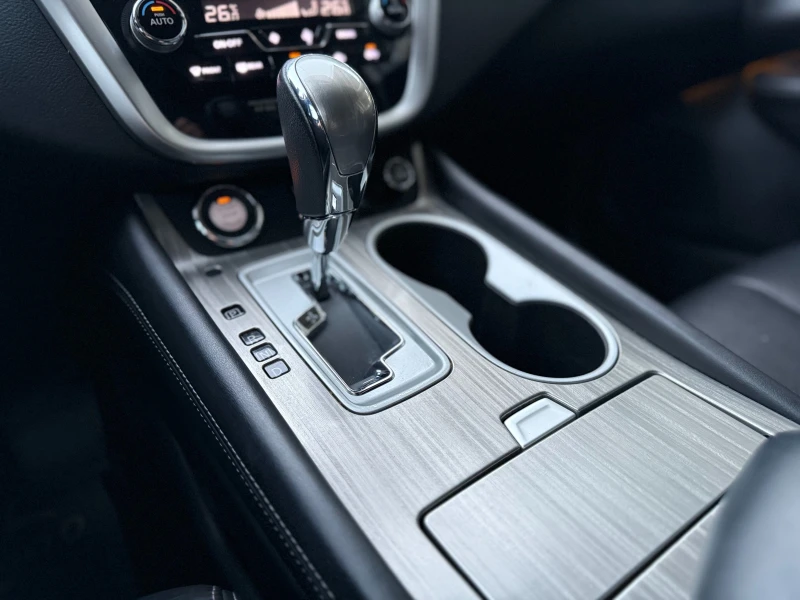 Nissan Murano 6 МЕСЕЦА ГАРАНЦИЯ/3.5i 264к.с. Всички Есктри, снимка 13 - Автомобили и джипове - 53316941