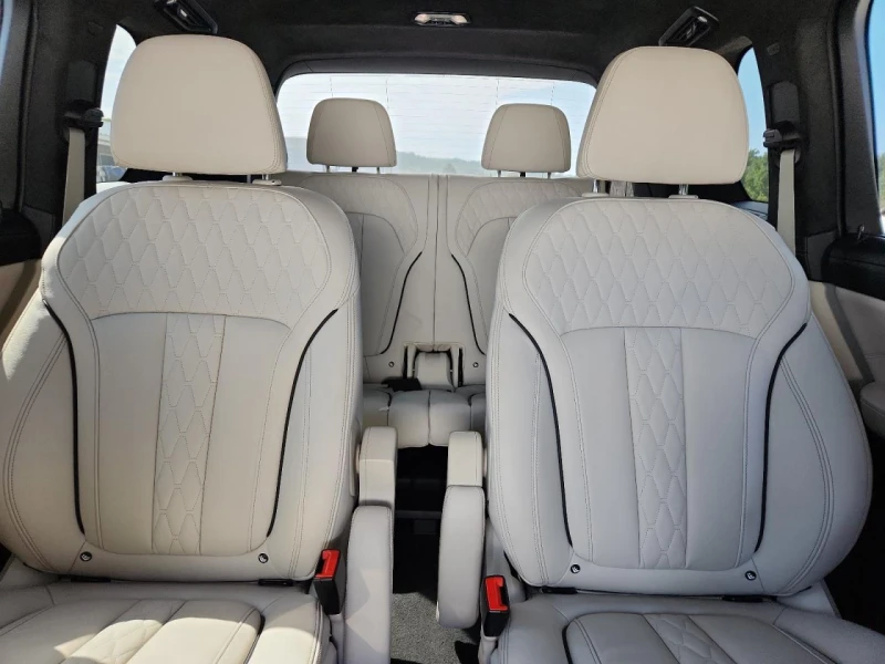 BMW X7 M50i, снимка 10 - Автомобили и джипове - 53489664