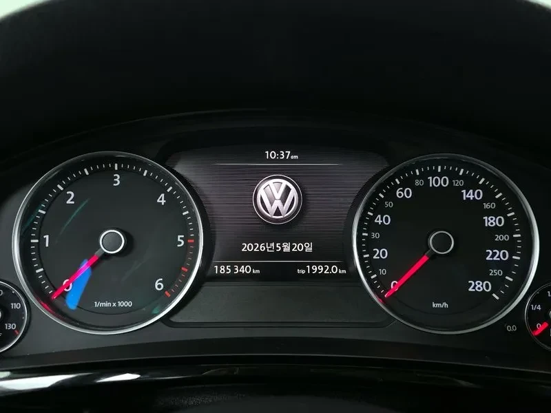 VW Touareg V6 3.0 TDI BLUEMOTION, снимка 8 - Автомобили и джипове - 55006463