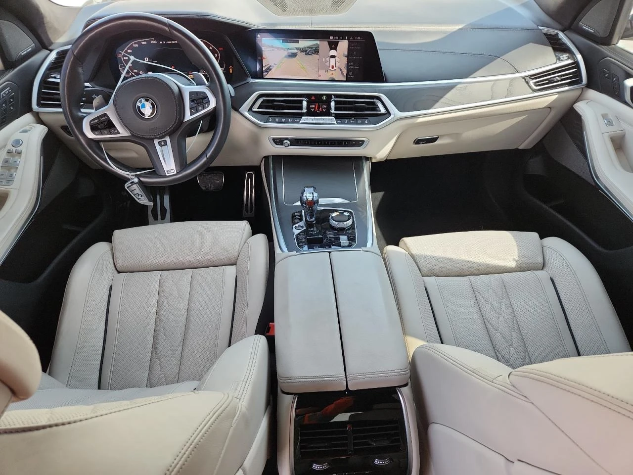 BMW X7 M50i - изображение 8