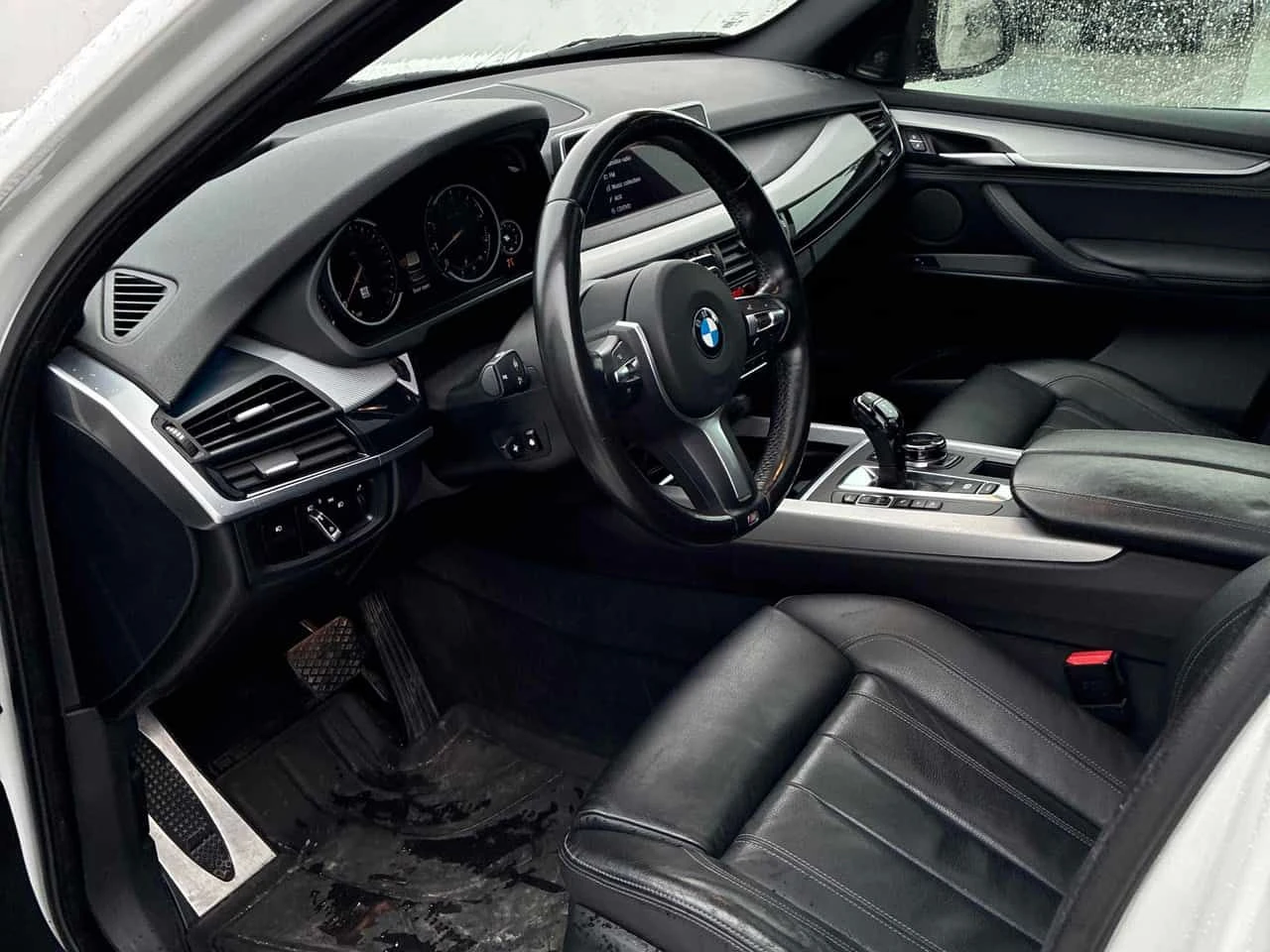 BMW X5 * xDrive35i * HARMAN/KARDON* ДИГИТАЛНО ТАБЛО* PANO, снимка 5 - Автомобили и джипове - 53944985