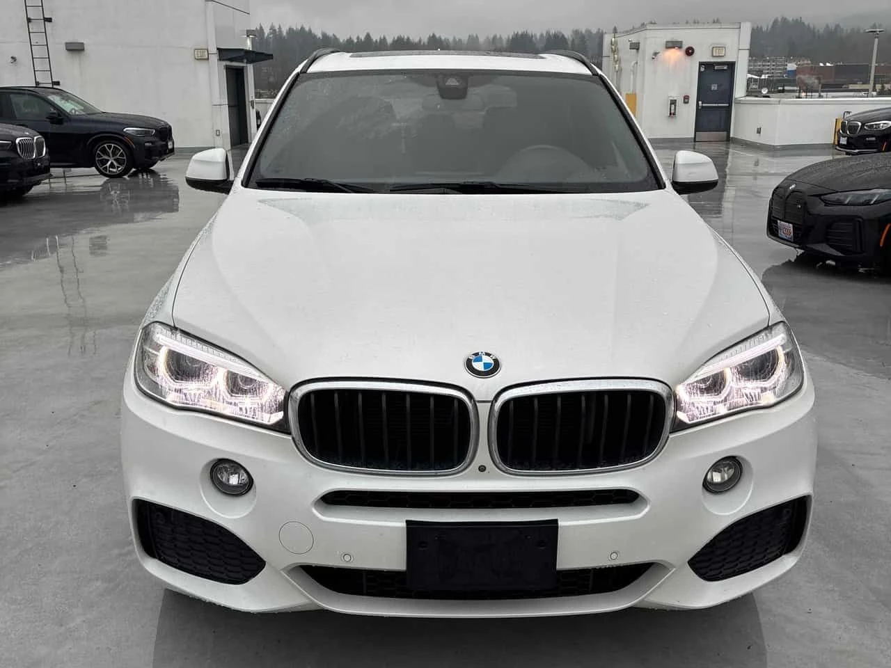 BMW X5 * xDrive35i * HARMAN/KARDON* ДИГИТАЛНО ТАБЛО* PANO, снимка 6 - Автомобили и джипове - 53944985