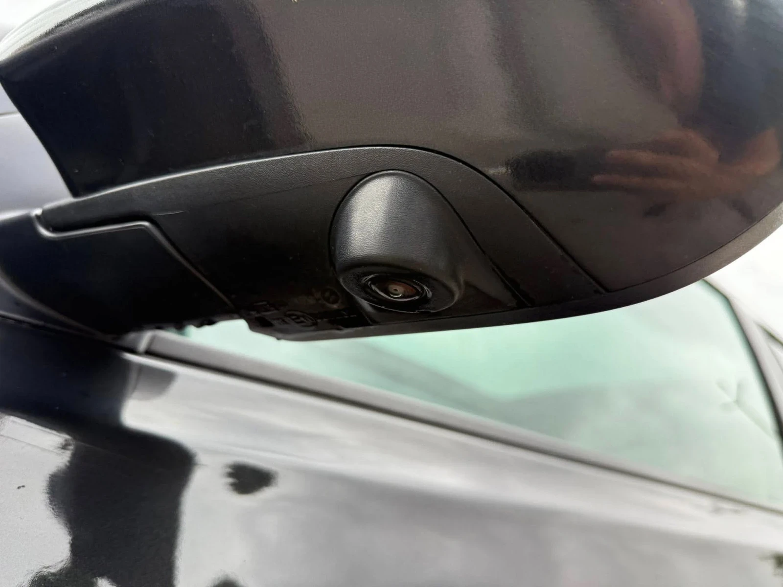 Nissan Qashqai 2.0, снимка 16 - Автомобили и джипове - 54083876