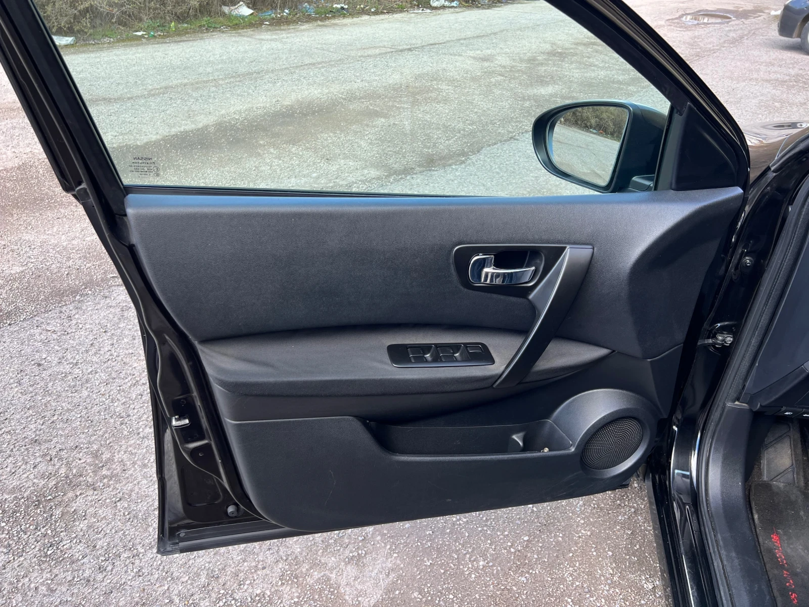 Nissan Qashqai 1.6I-LPG, снимка 9 - Автомобили и джипове - 54461310