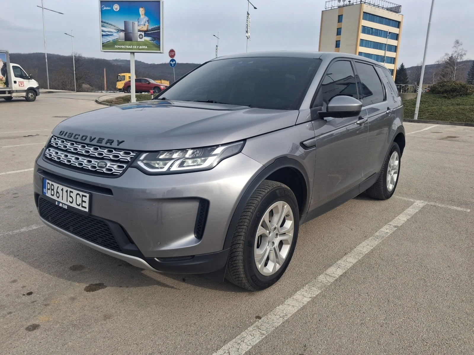 Land Rover Discovery Sport, снимка 6 - Автомобили и джипове - 54637801