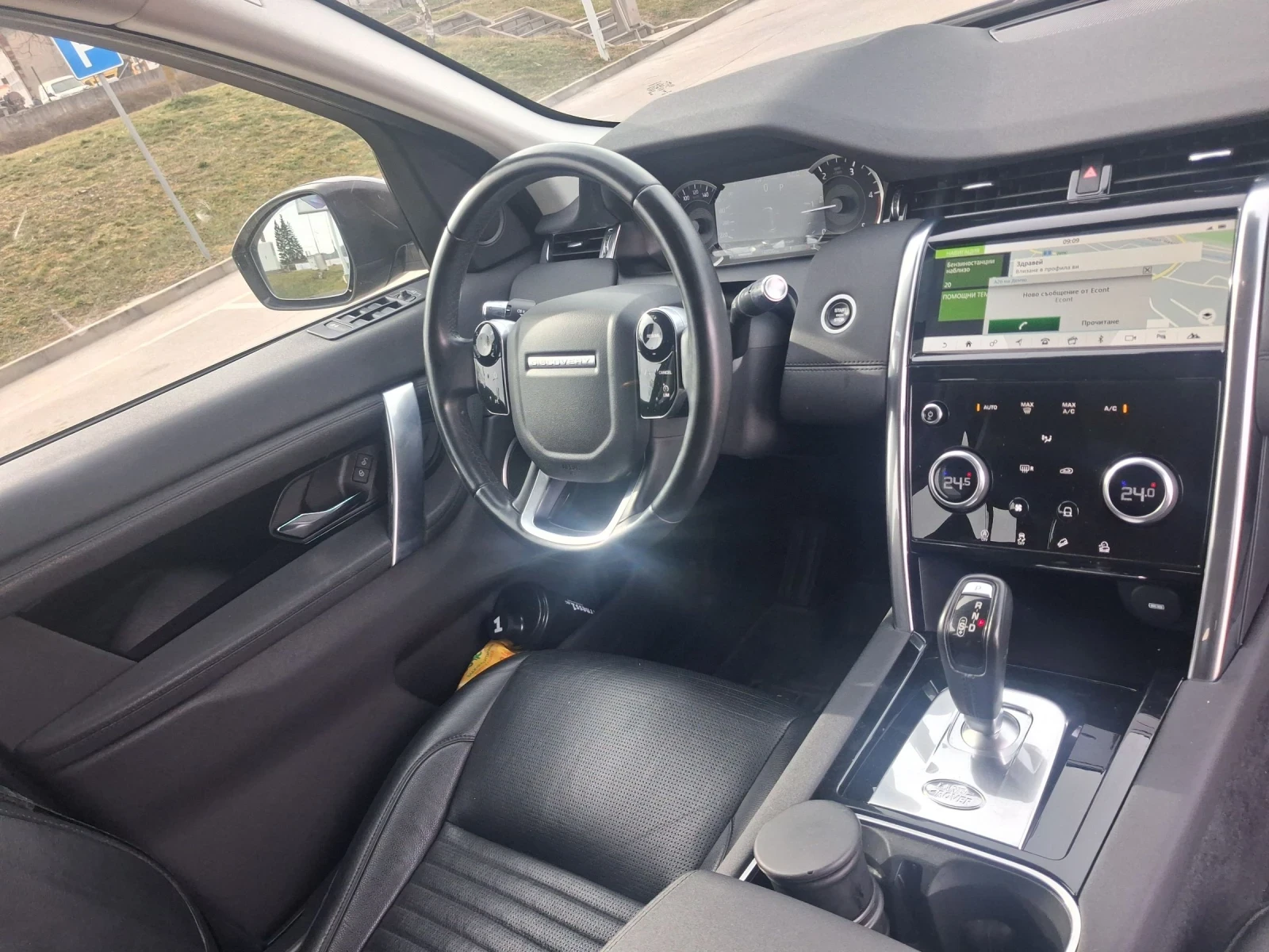 Land Rover Discovery Sport, снимка 9 - Автомобили и джипове - 54637801